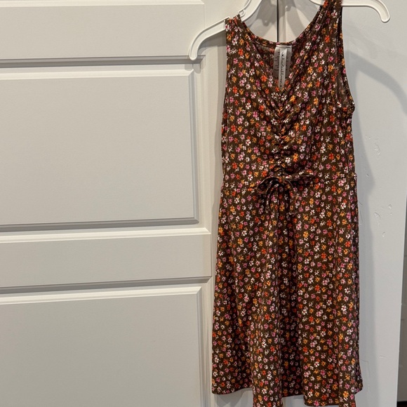 Other - Floral Sleeveless Dress